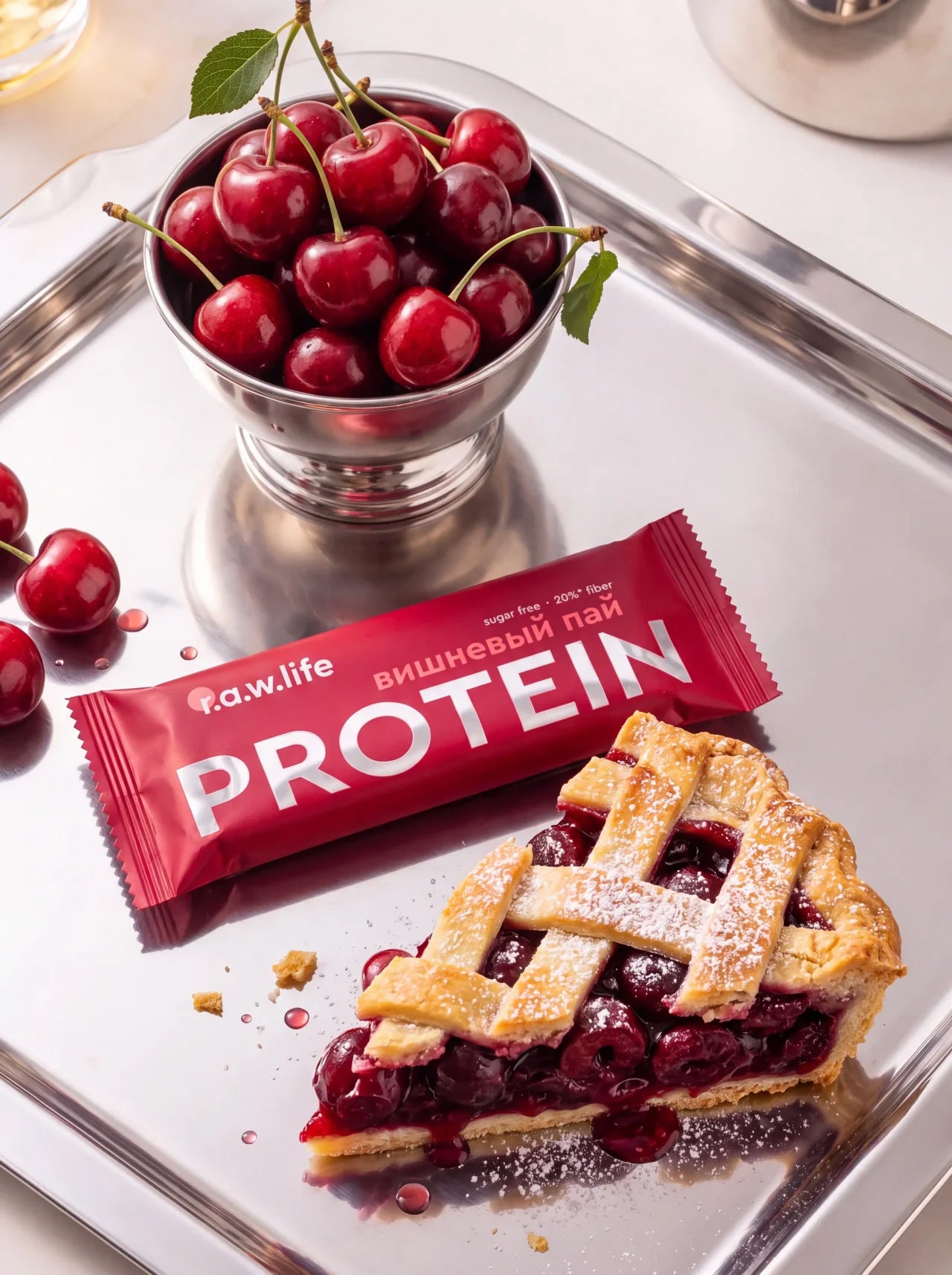Baton proteic R.A.W. LIFE „Plăcintă cu cireșe” - 46 g